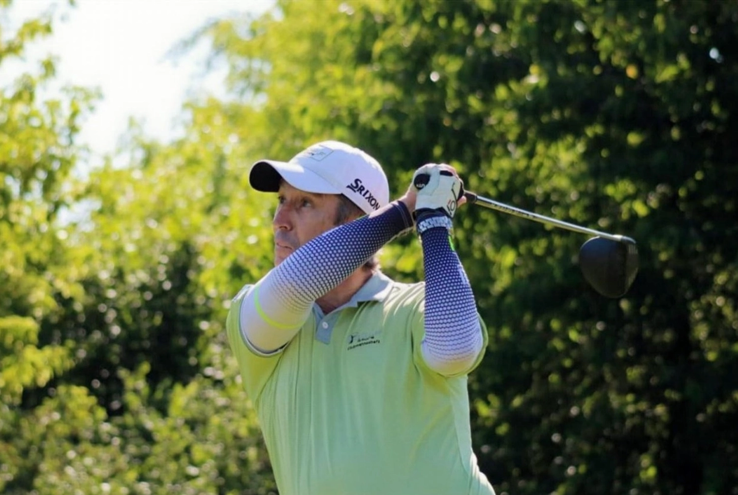 Klaus Müller - Fitness - Mann beim Golfspielen